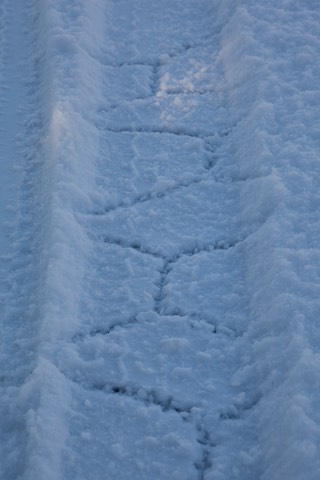 vwsnowtracks02